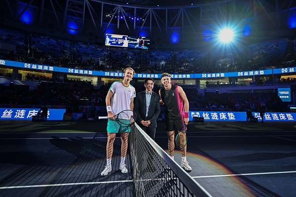 麦克罗伊维 麦克罗伊维