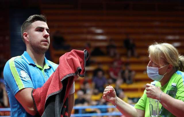 组将在战术 组将在战术