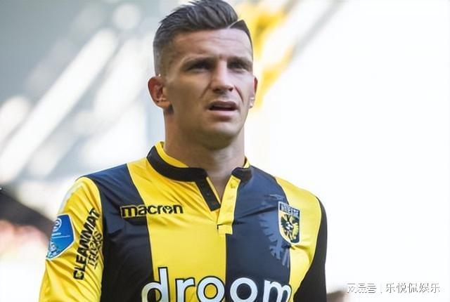 而伯乐不常 而伯乐不常