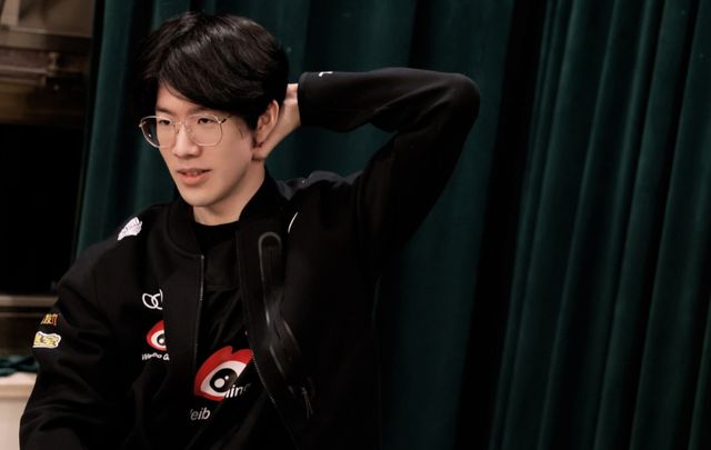 讨论中引发 讨论中引发